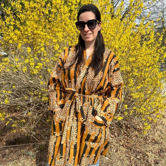 Bath Robe Belted Pockets Made In Indian Lightweight Striped Tigers Cotton Gold - Picture 5 of 8